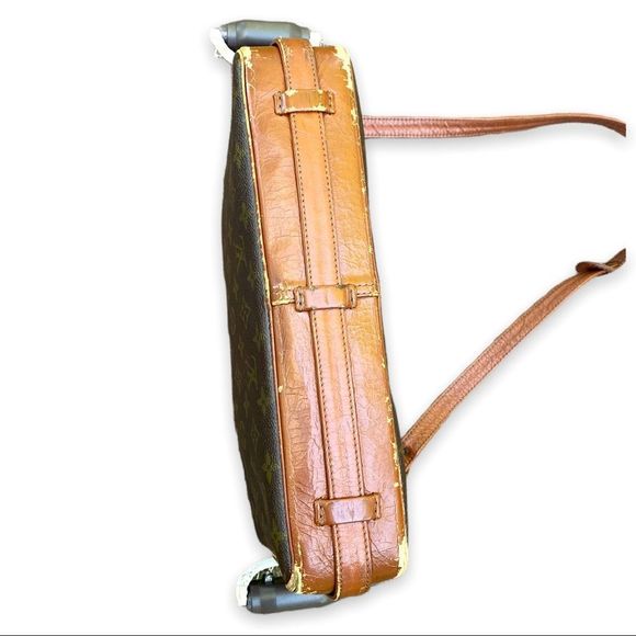 Authentic Vintage Louis Vuitton Sac Bandouliere - Picture 7 of 15